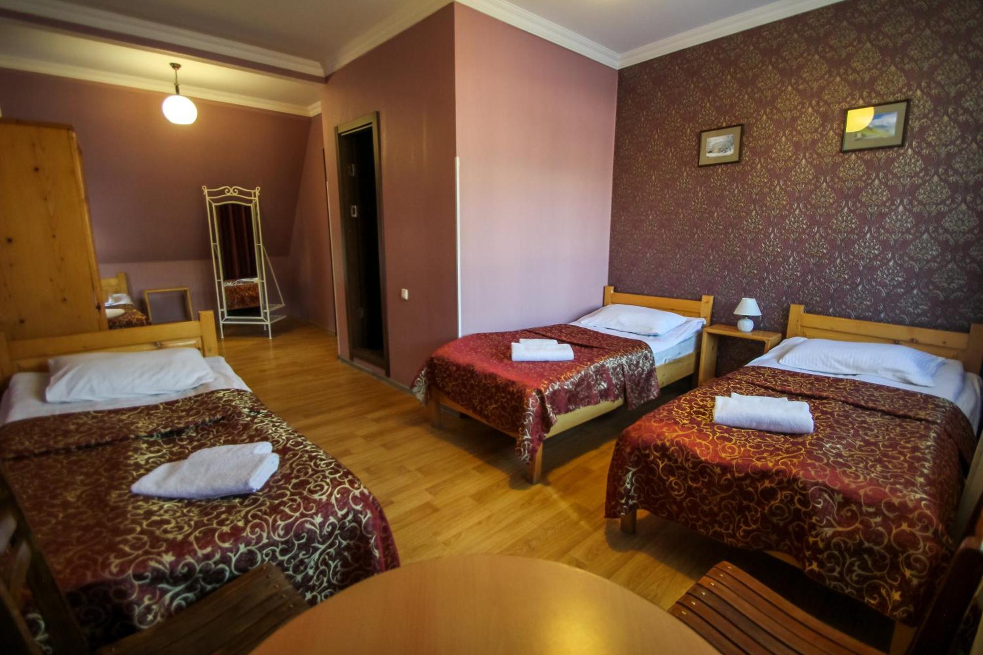 Hotel Svaneti Mestia Ngoại thất bức ảnh